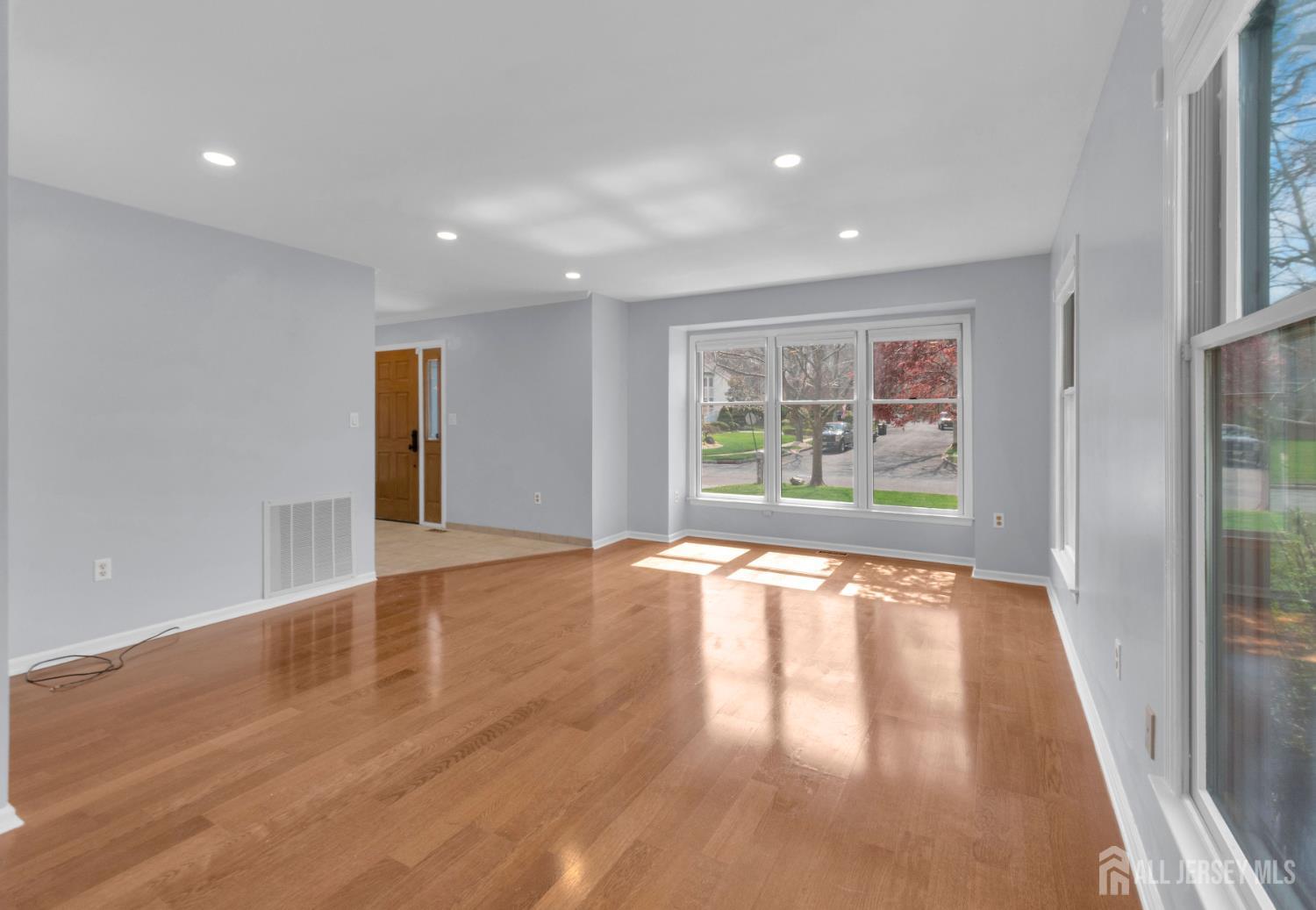 27 Oakland Road
