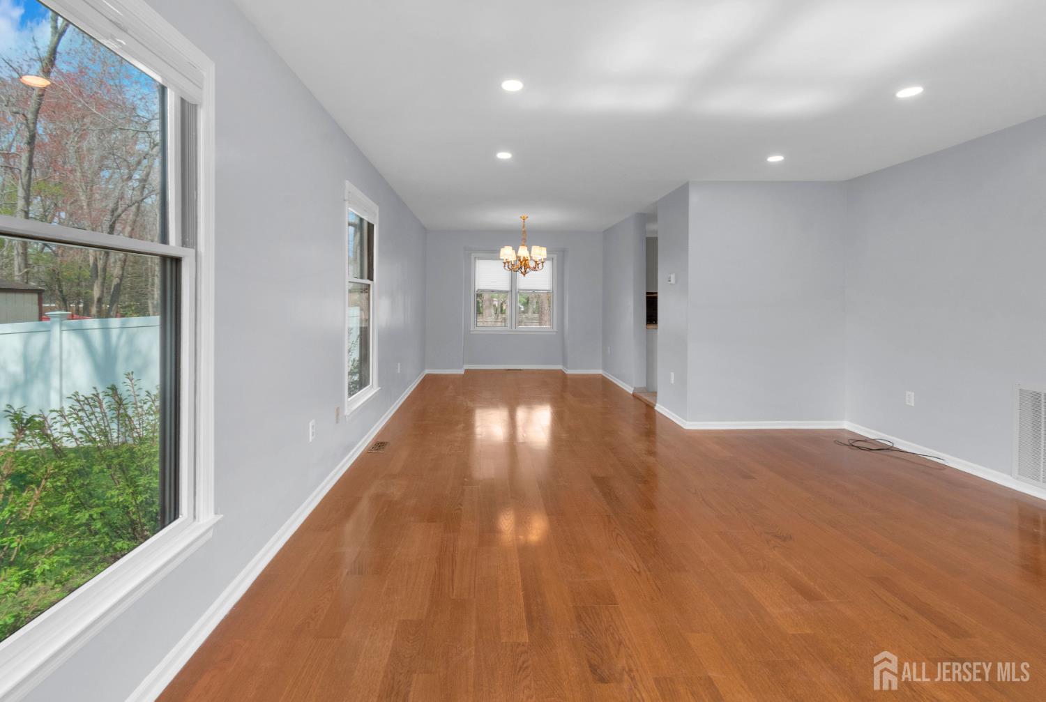 27 Oakland Road