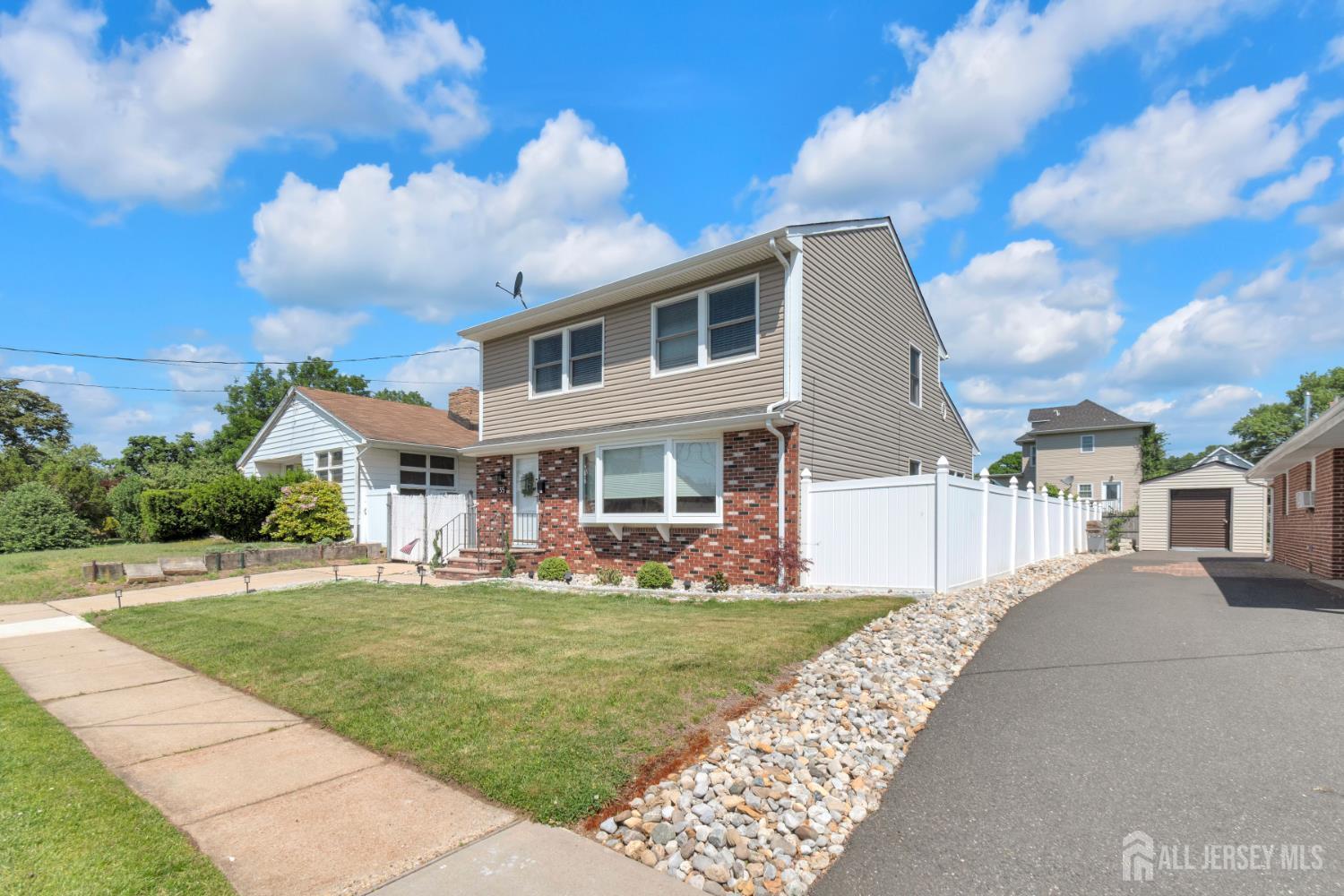 35 Furman Avenue