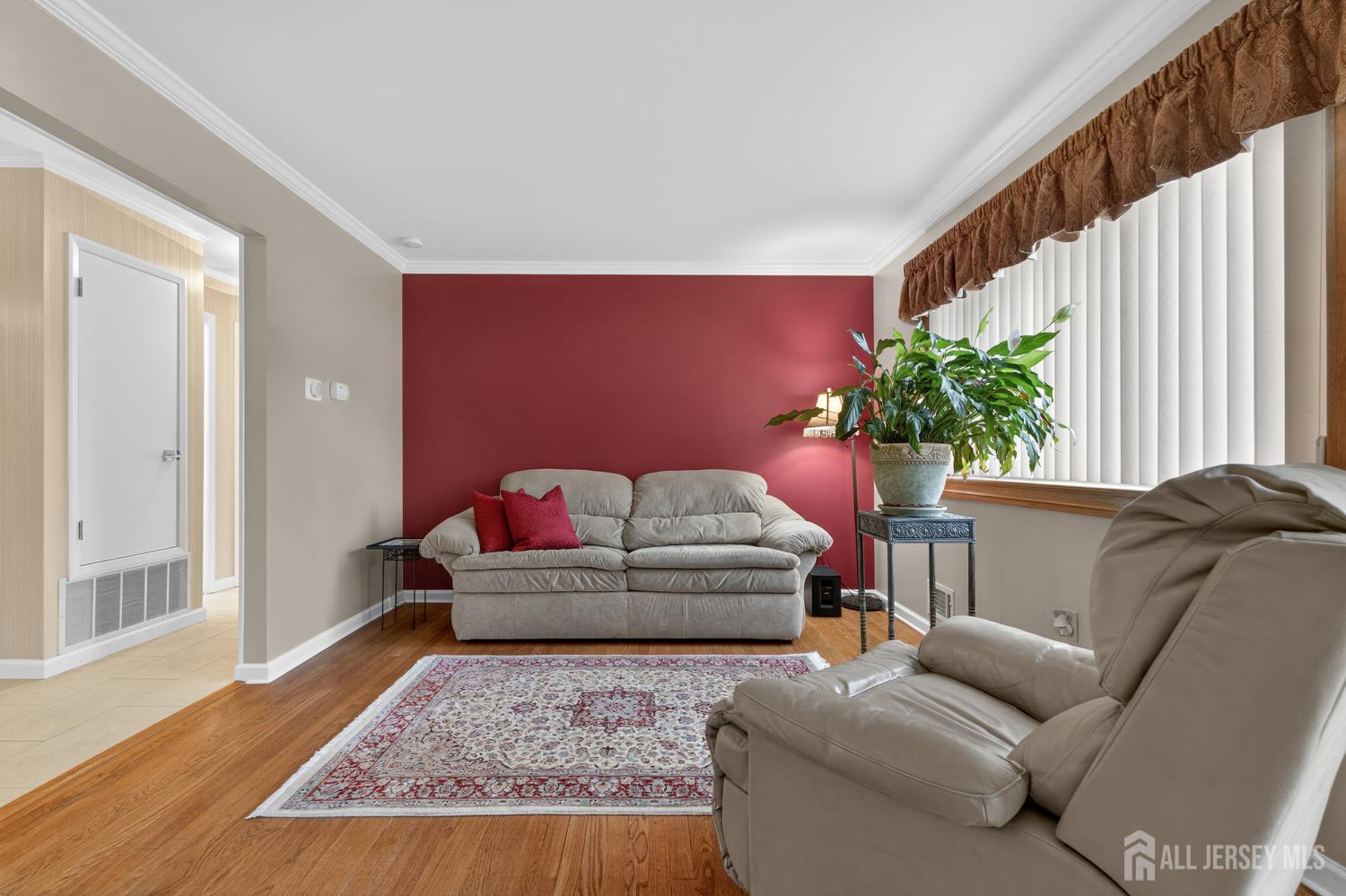 24 Deerwood Avenue