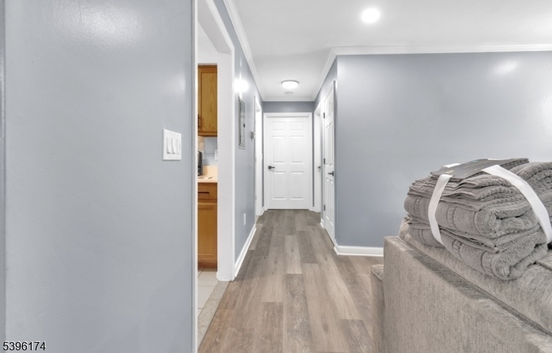 237 Rose St 1