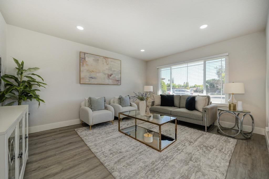 31 Saint Marie Circle