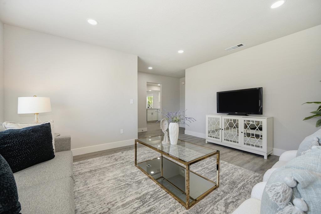 31 Saint Marie Circle