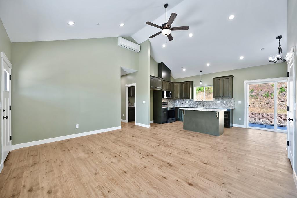 7255 Winding Way