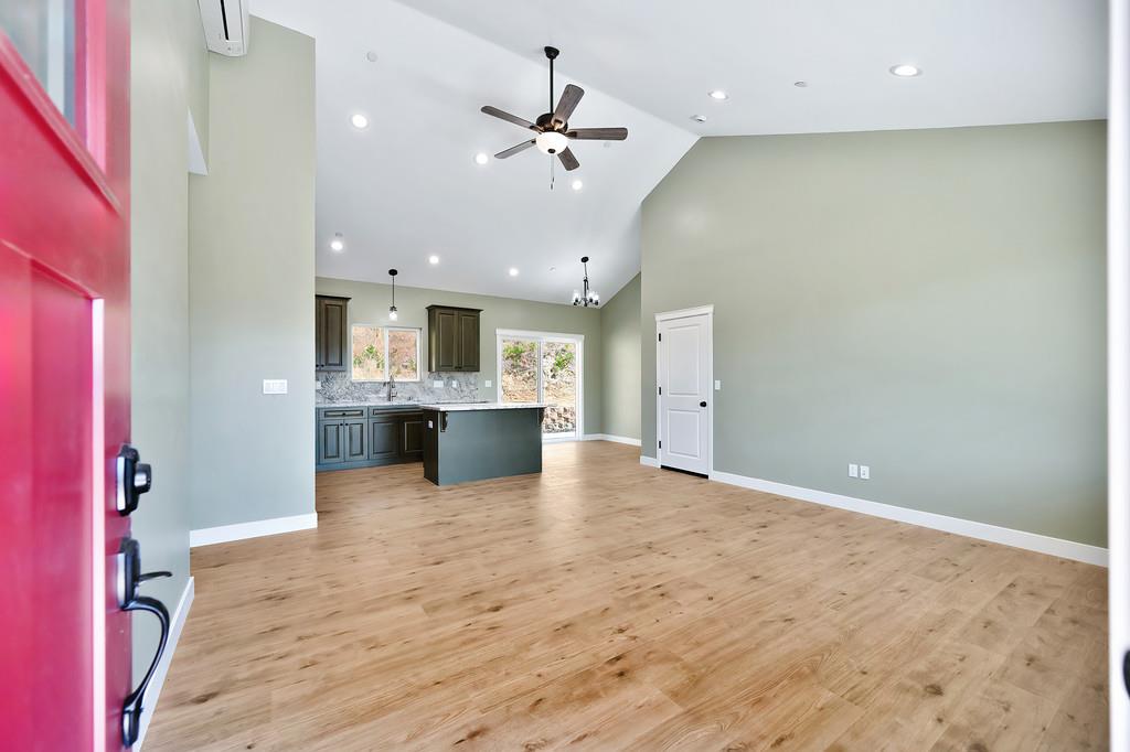7255 Winding Way