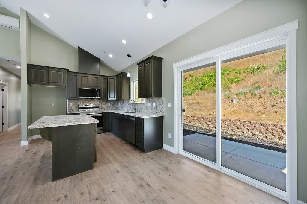 7255 Winding Way