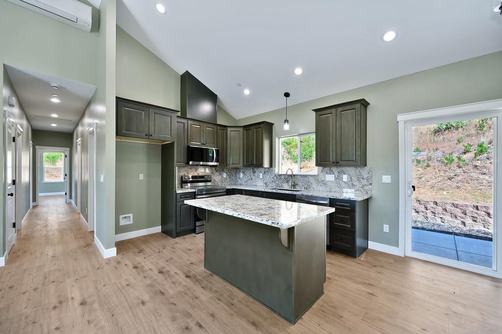 7255 Winding Way