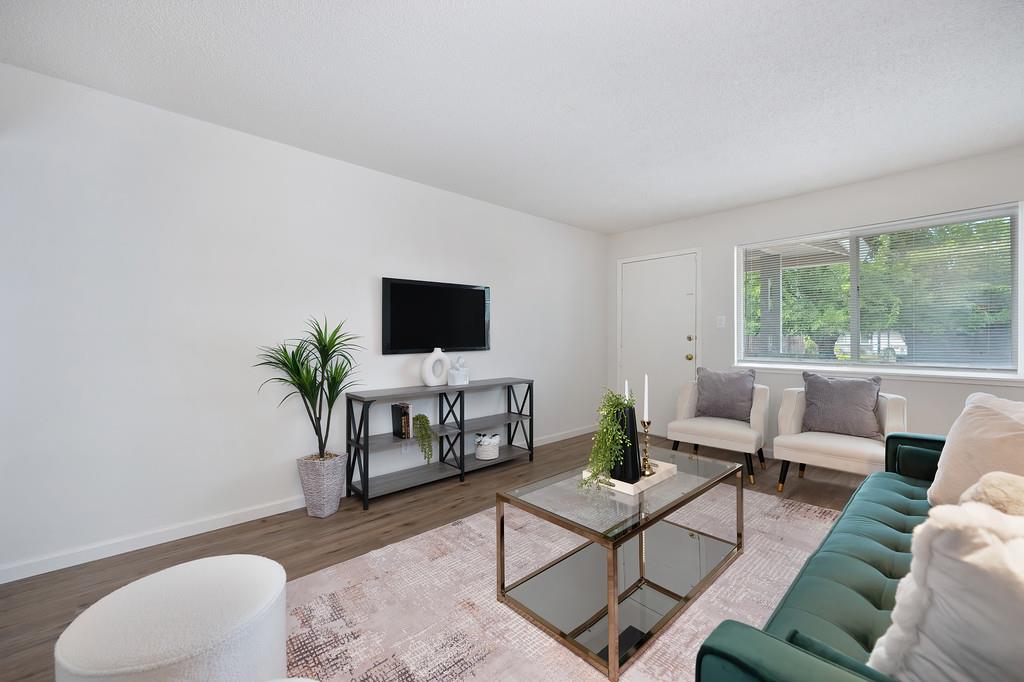 7409 Circlet Way