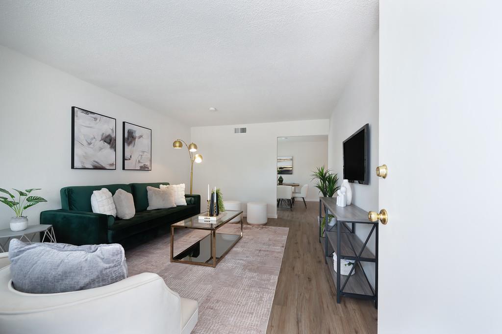 7409 Circlet Way