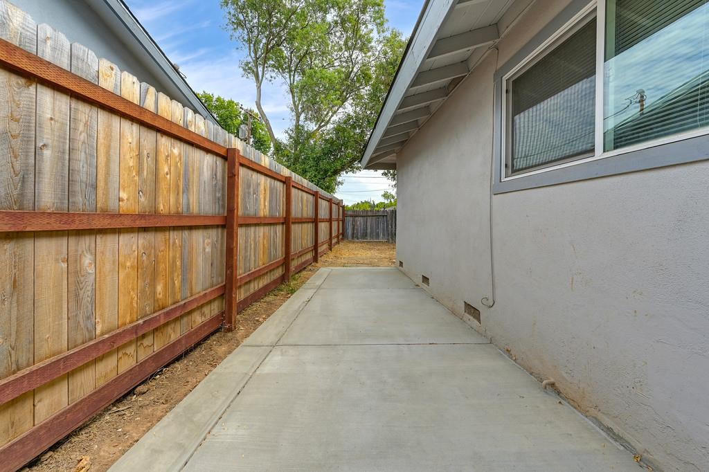 7409 Circlet Way