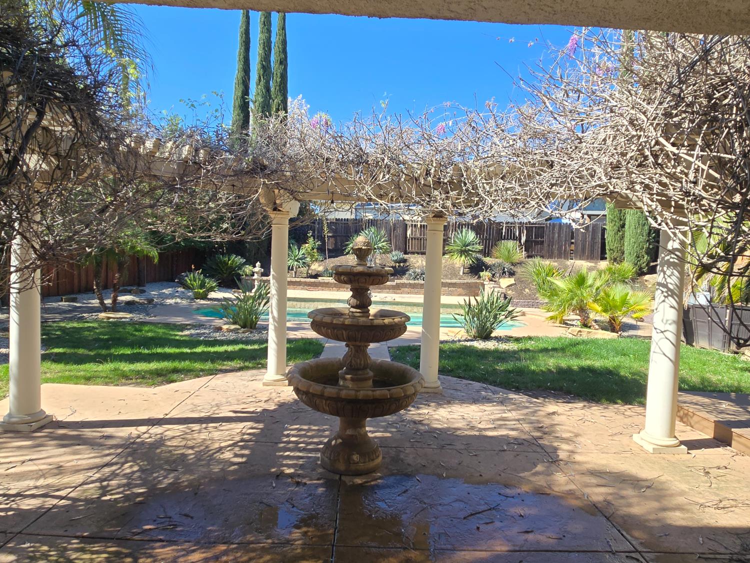 1671 Observation Way