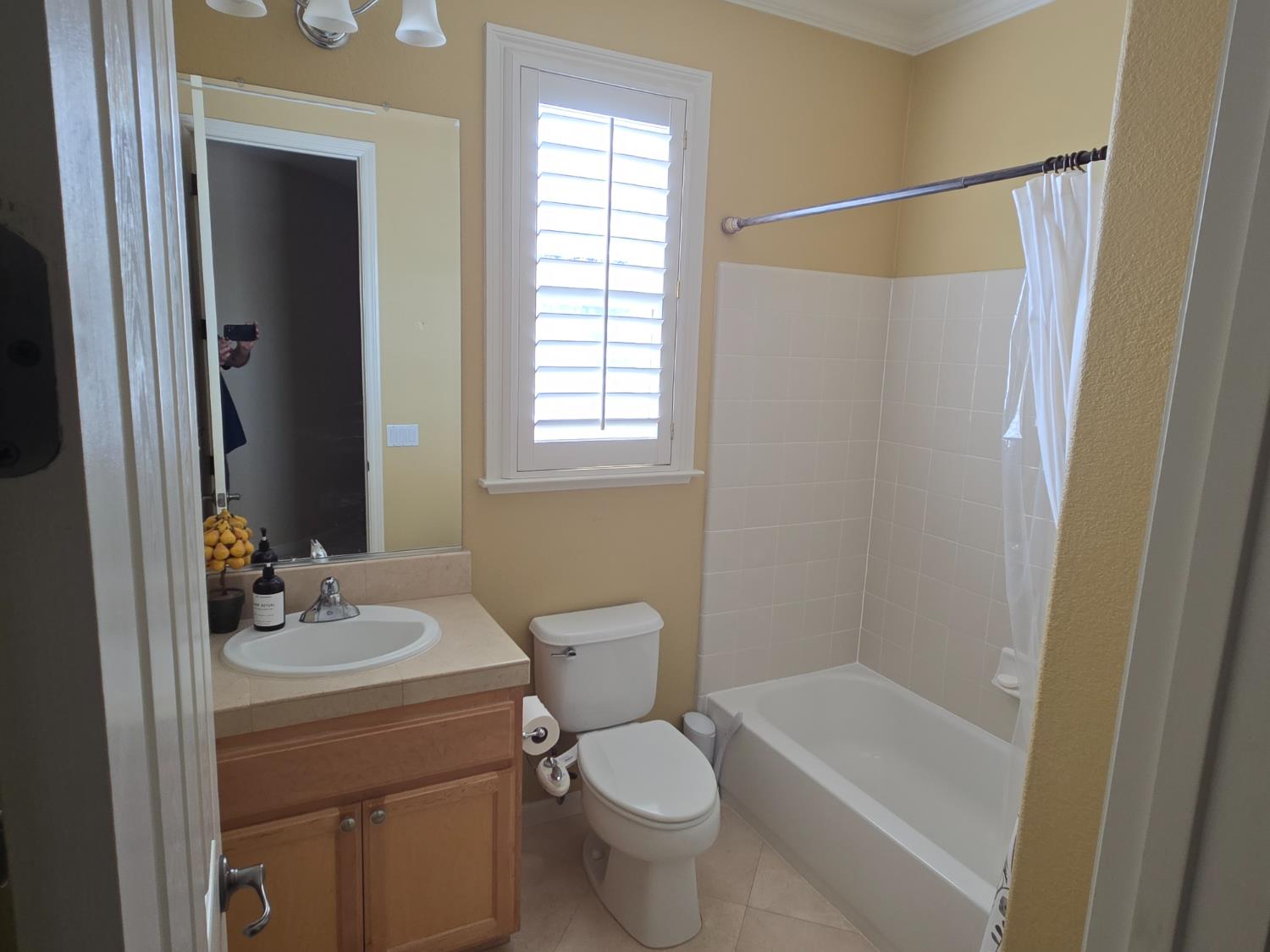 1671 Observation Way