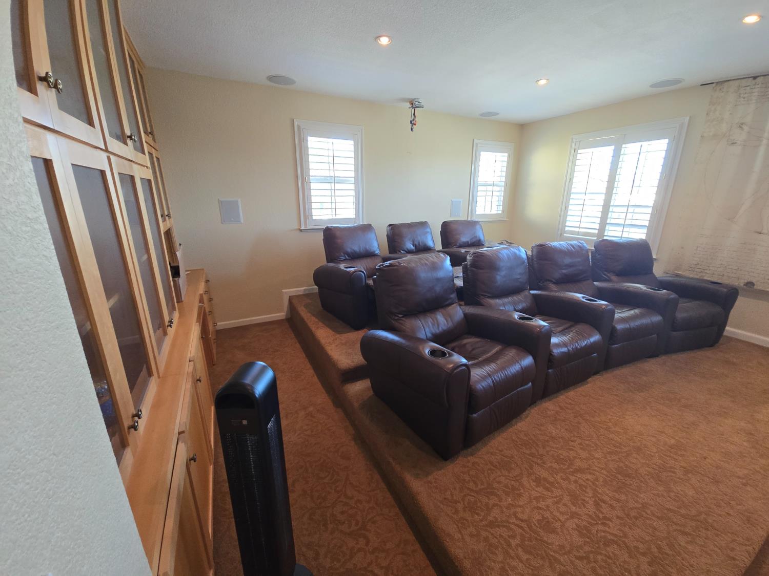 1671 Observation Way