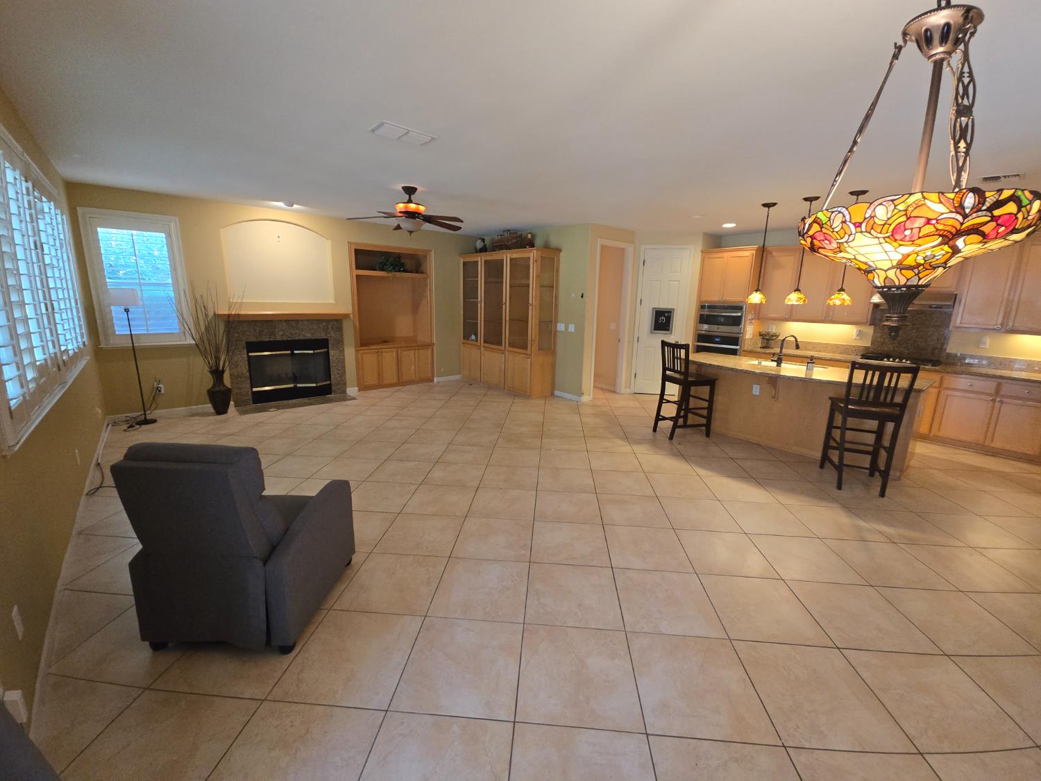 1671 Observation Way