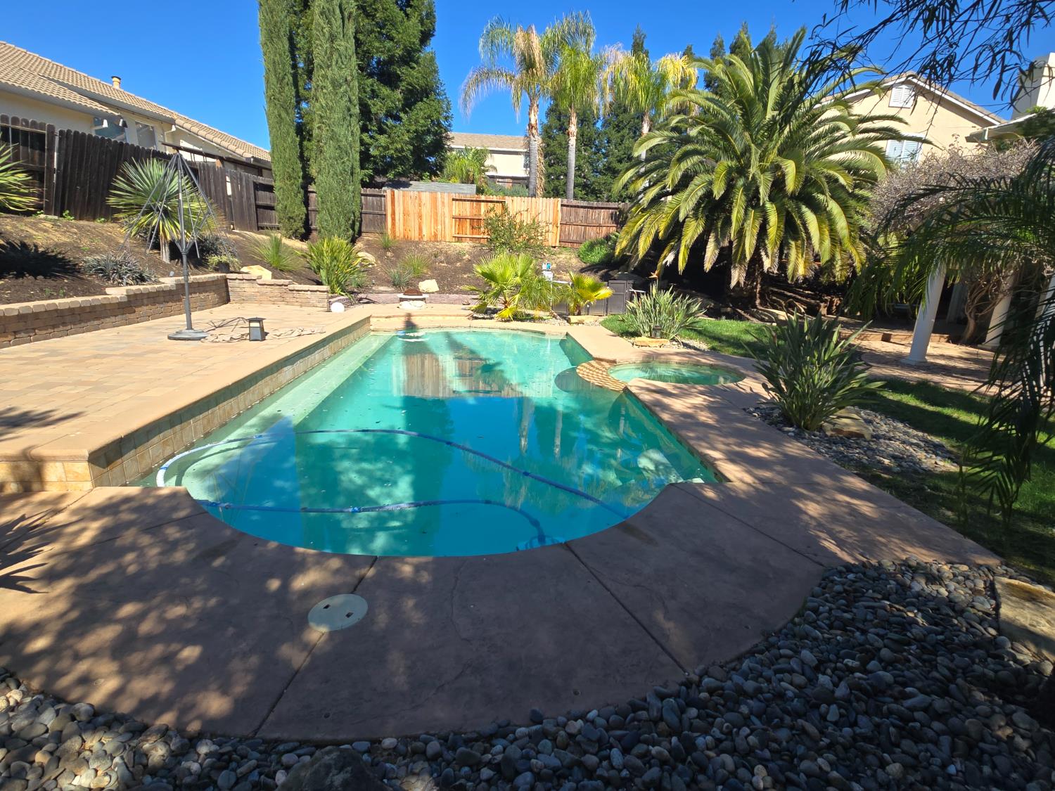 1671 Observation Way