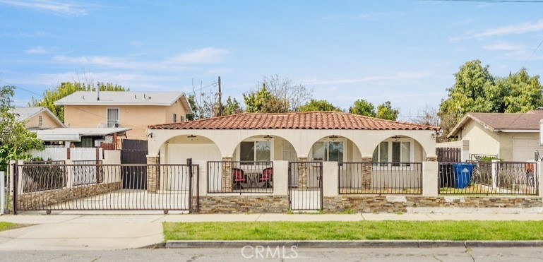 1214 S Sultana Avenue