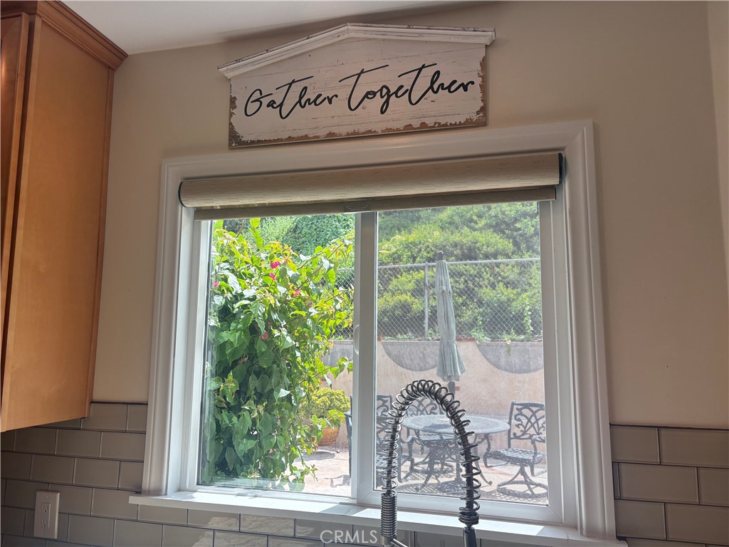 11012 Canyon Meadows