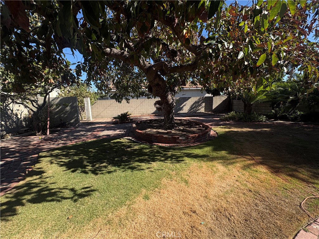 8821 Shenandoah
