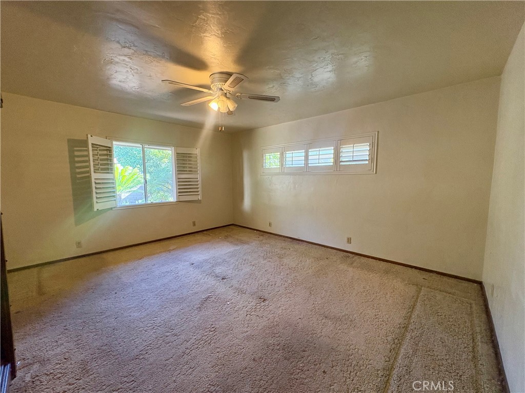 8821 Shenandoah