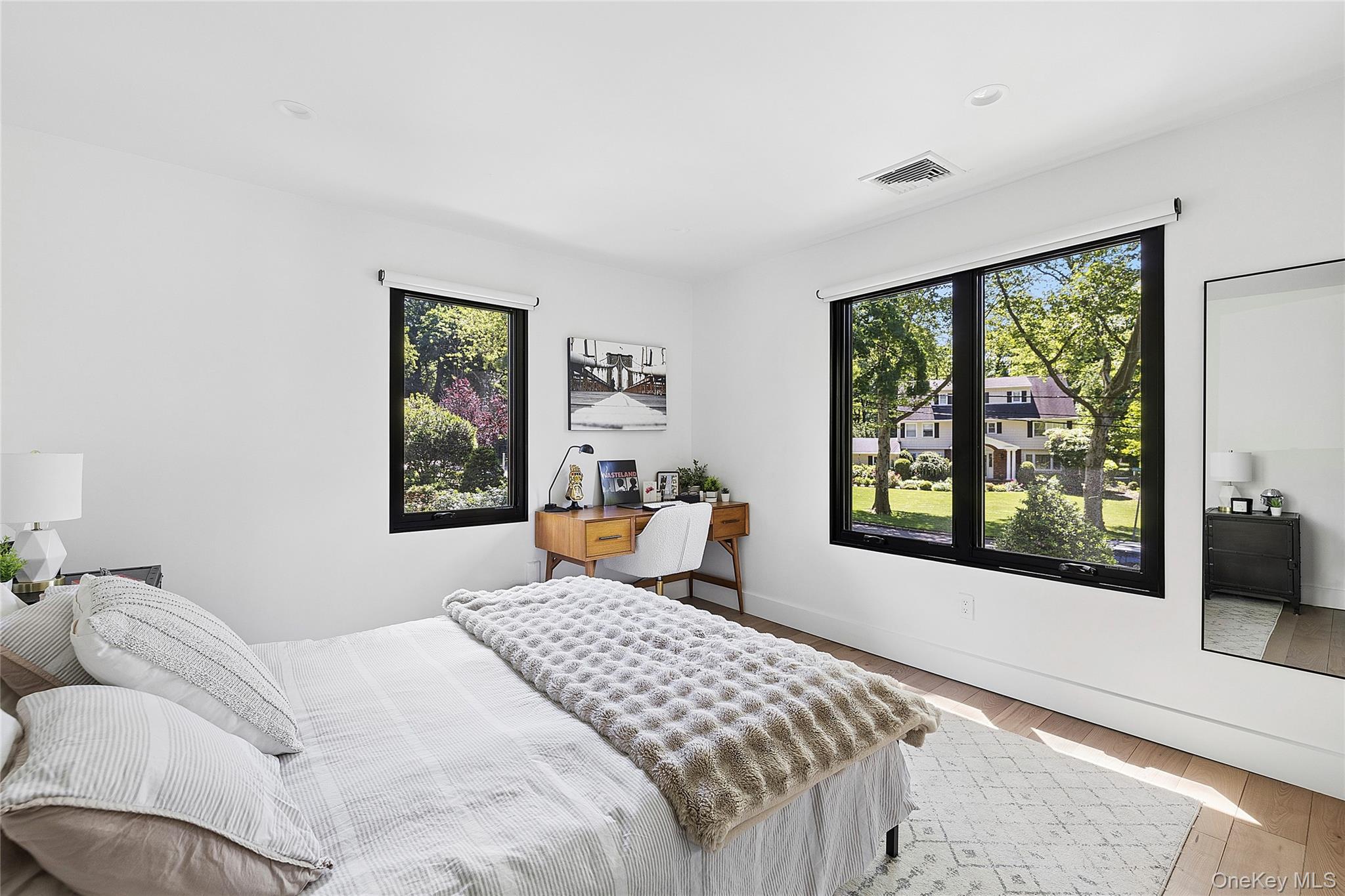 112 Huntington Road