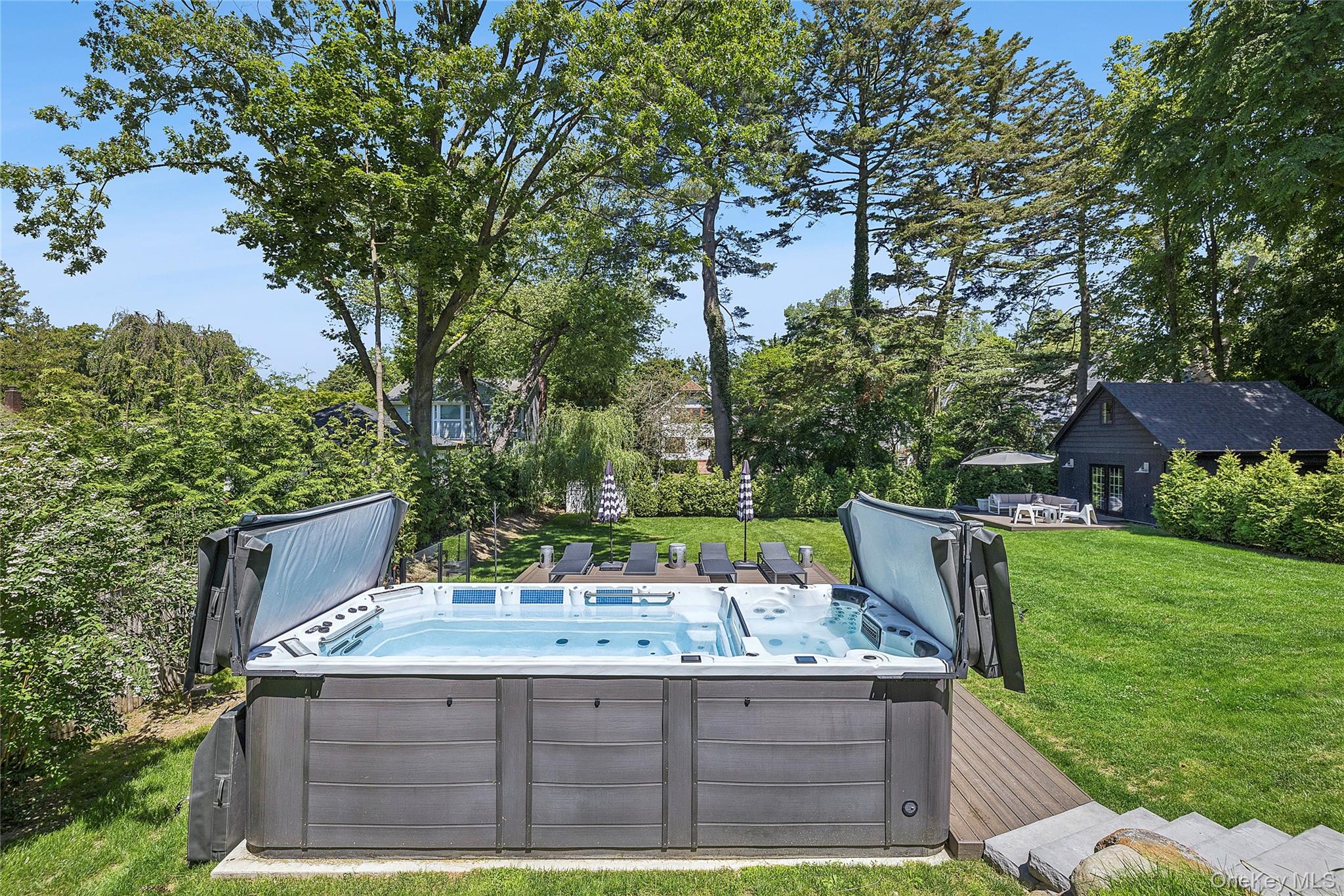 112 Huntington Road