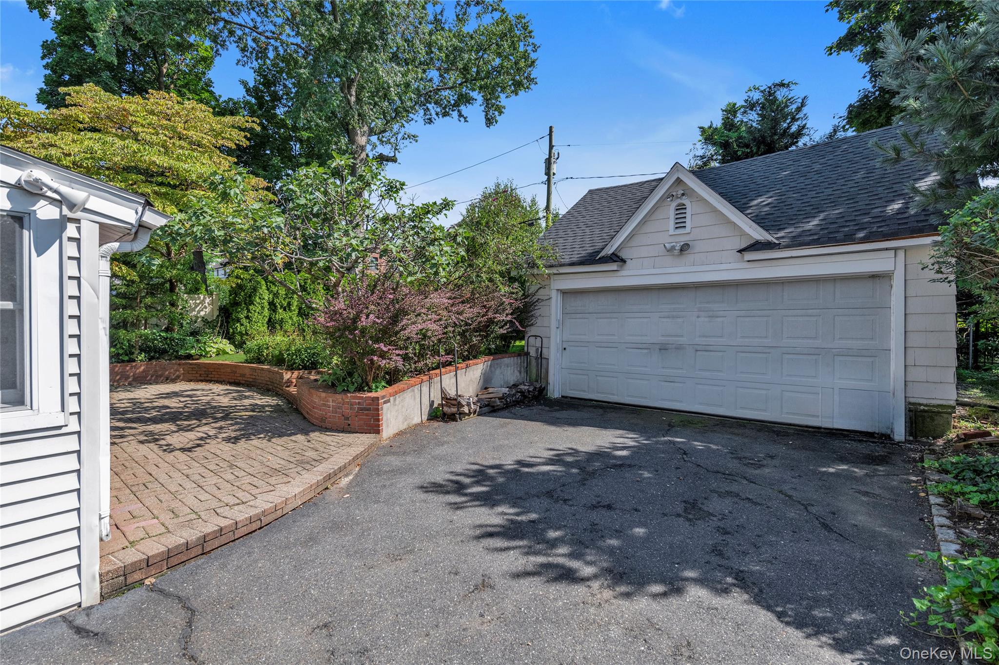 138 Hillcrest Avenue