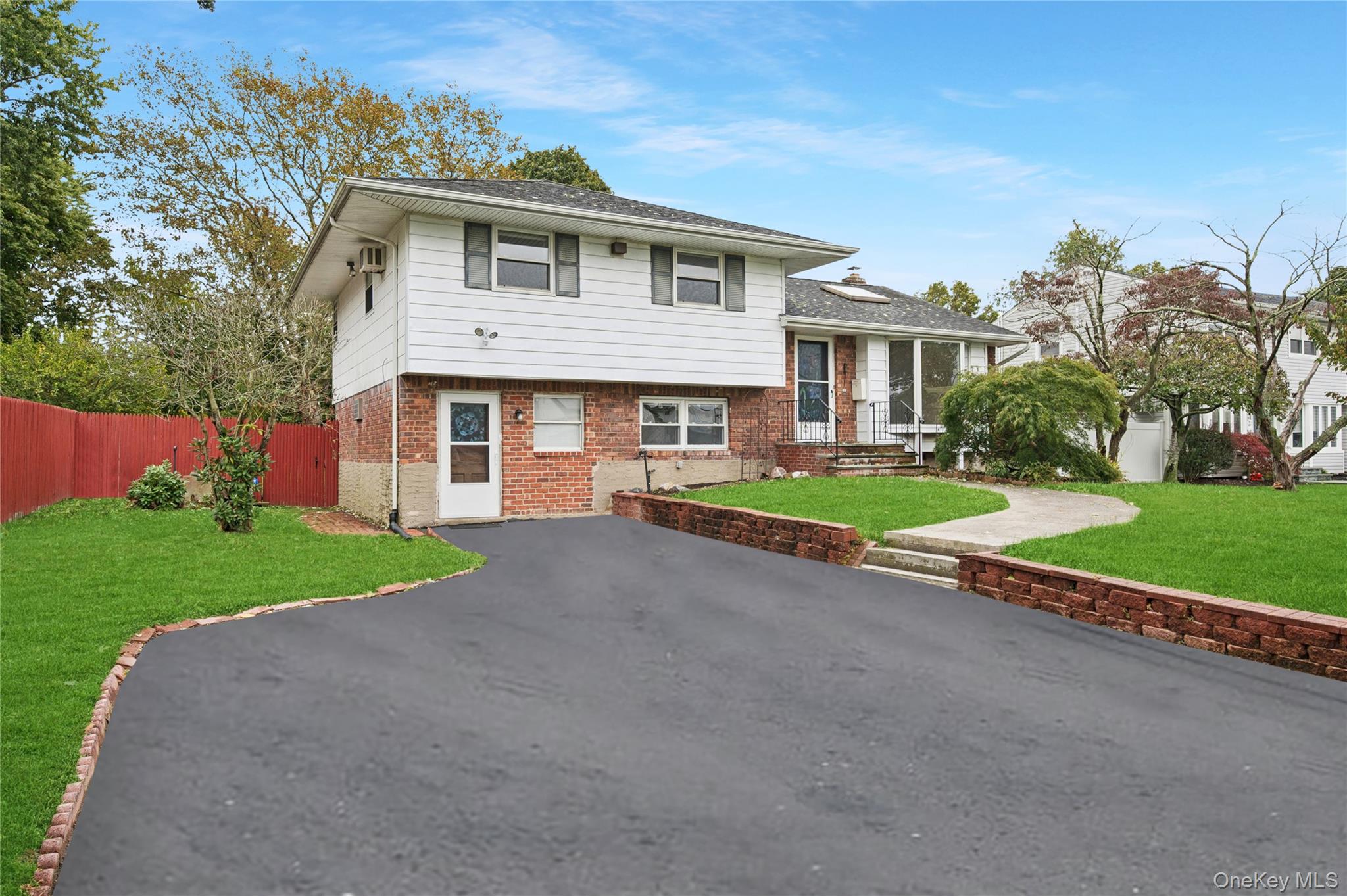 11 Montrose Drive