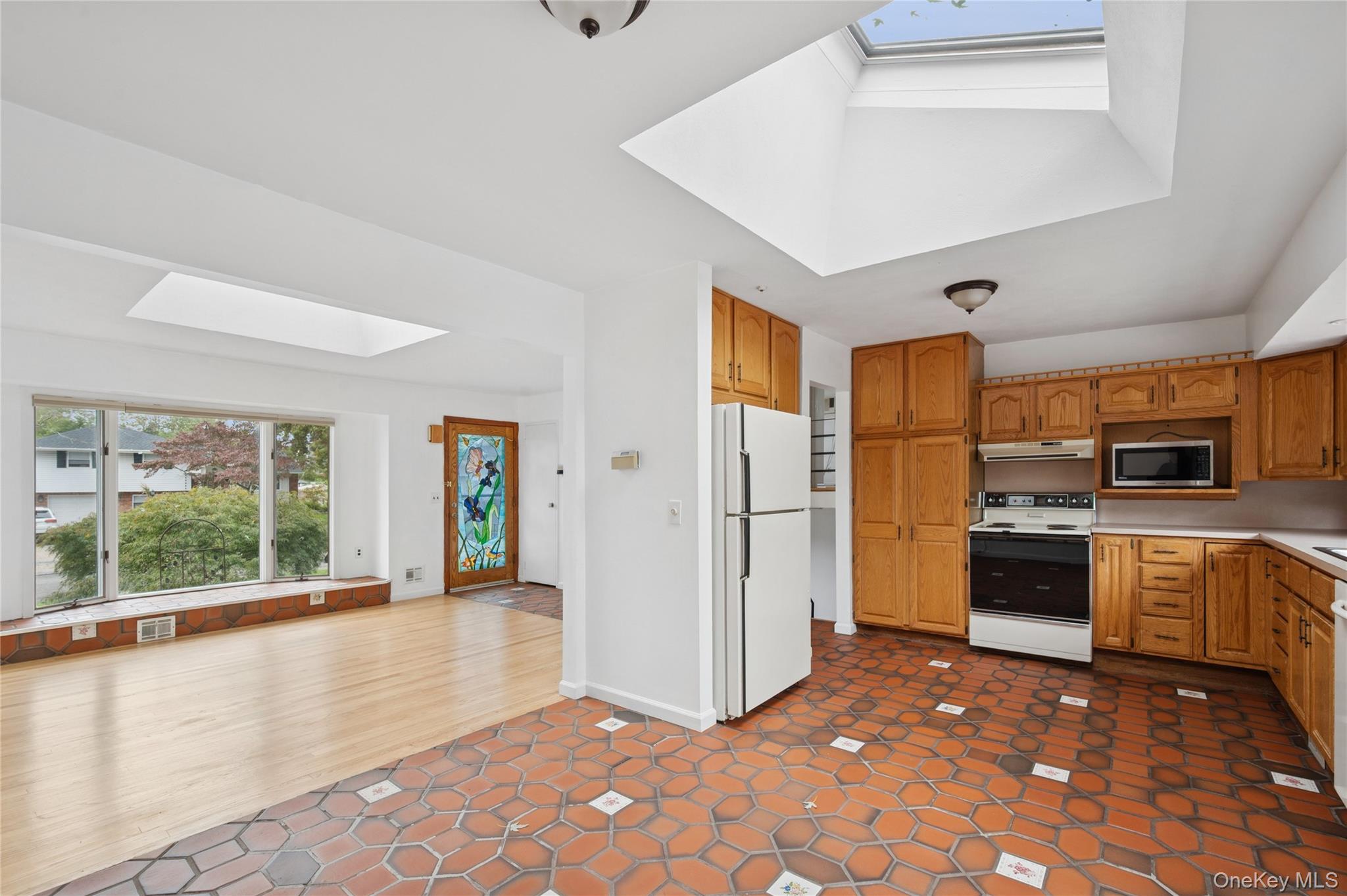 11 Montrose Drive