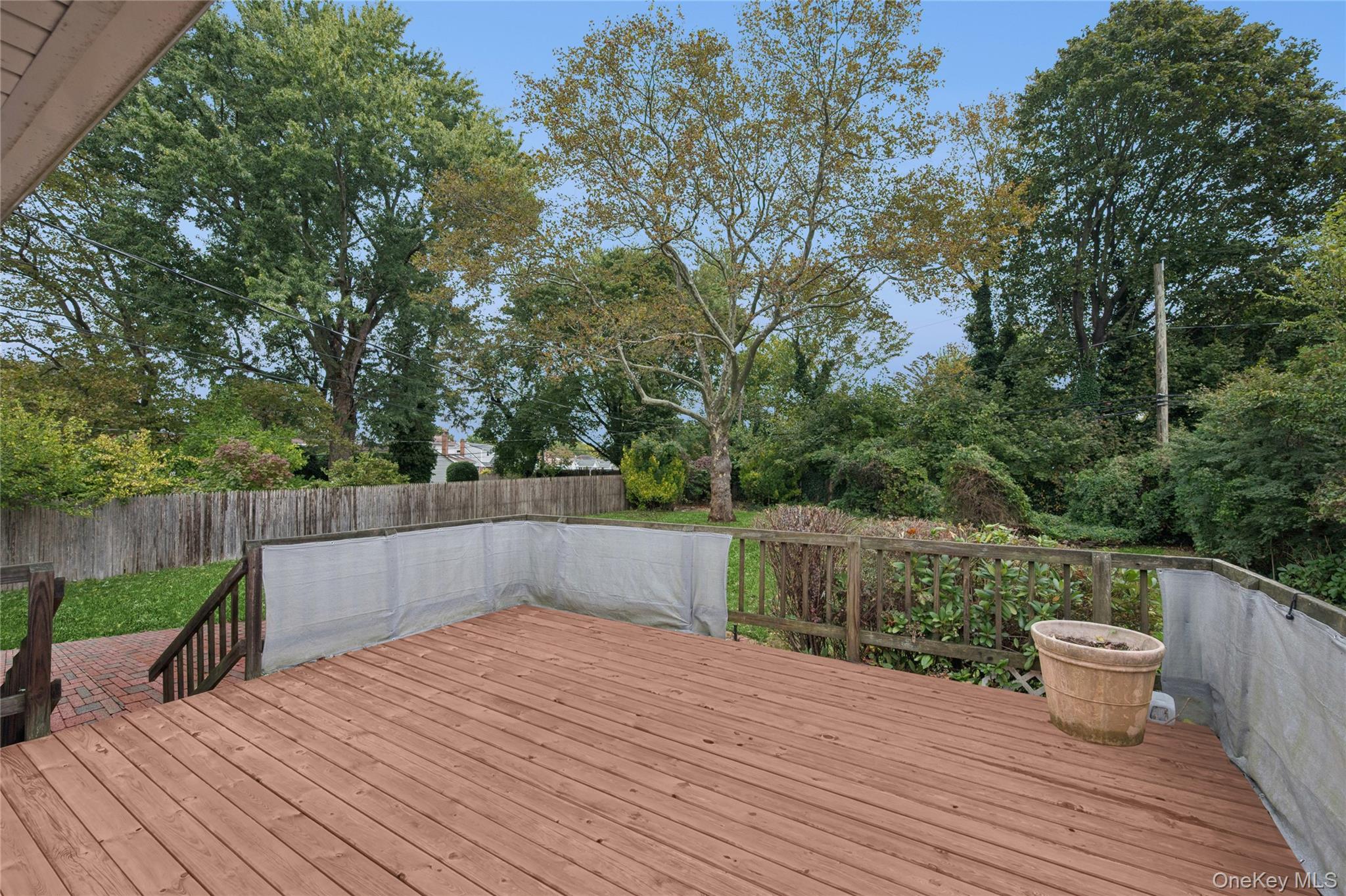 11 Montrose Drive