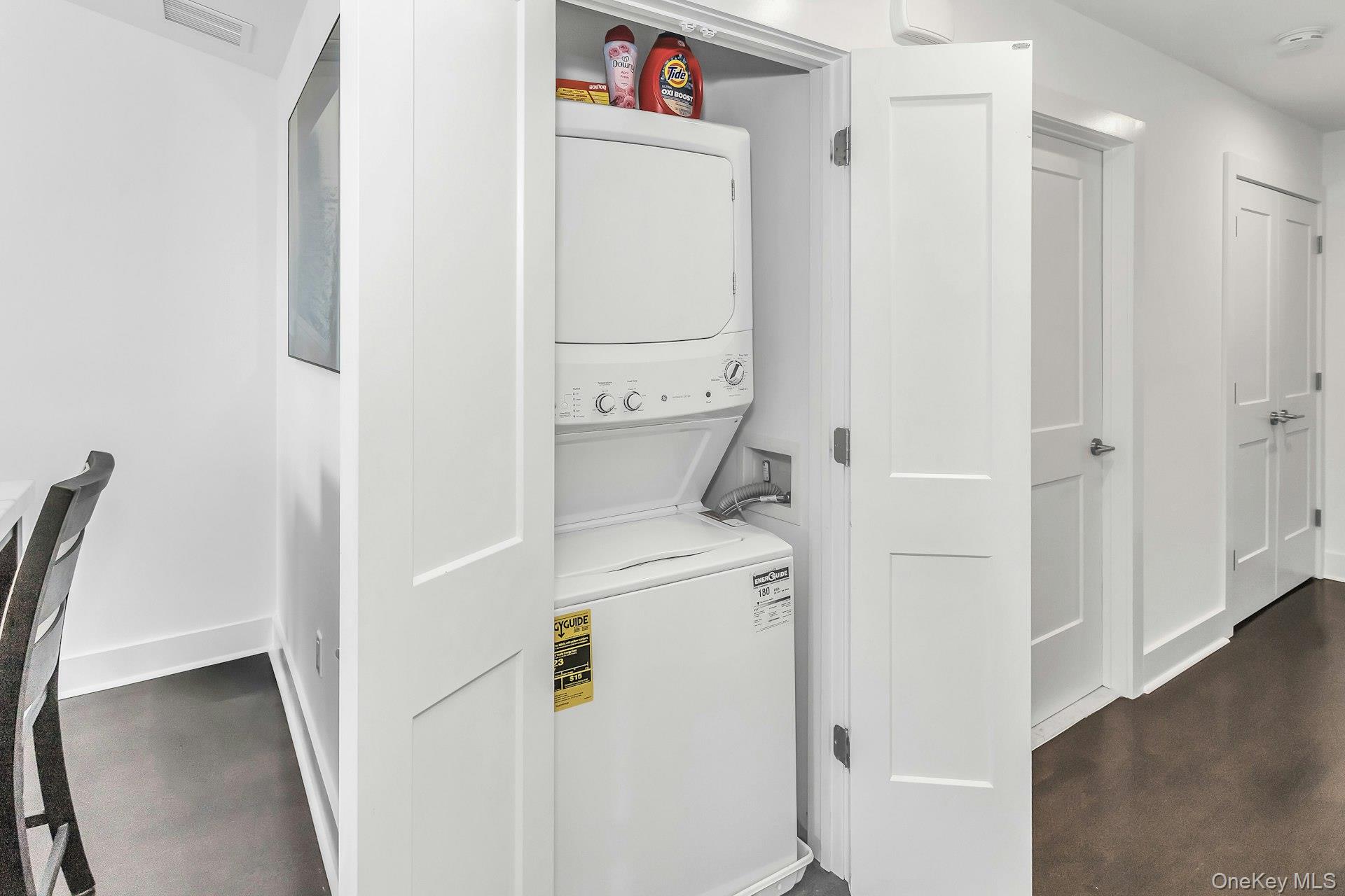 704 Breton Way Unit: 704