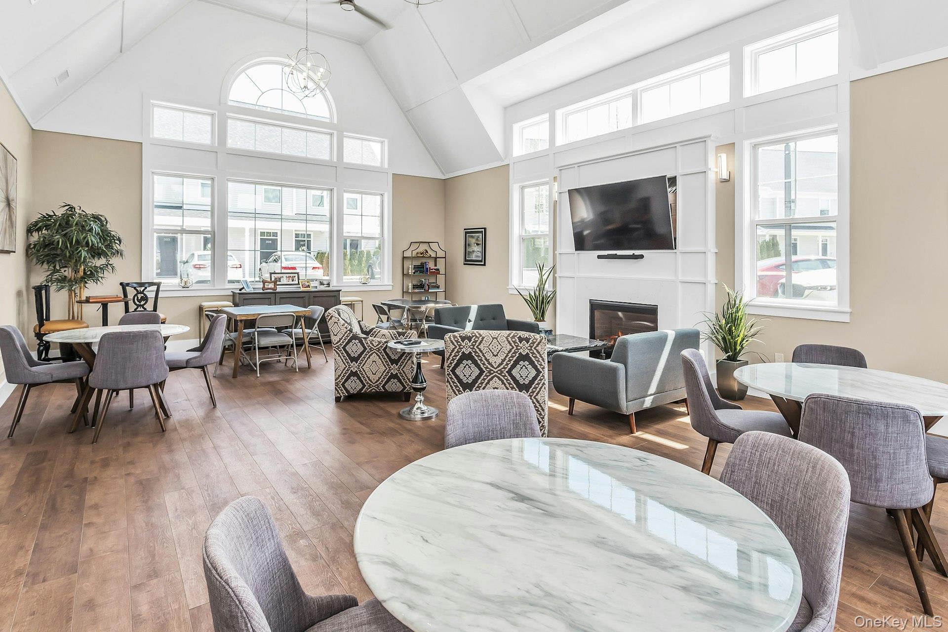 704 Breton Way Unit: 704