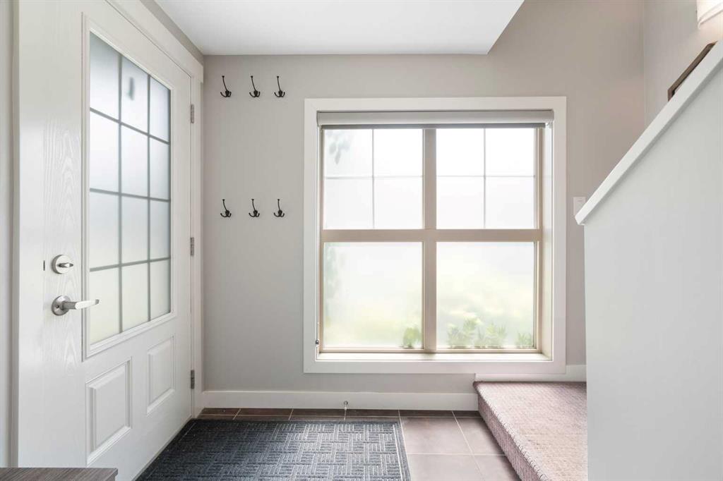 32 Horseshoe Crescent Unit: 301