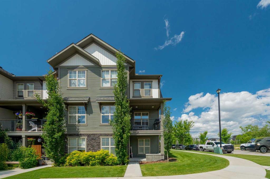 32 Horseshoe Crescent Unit: 301