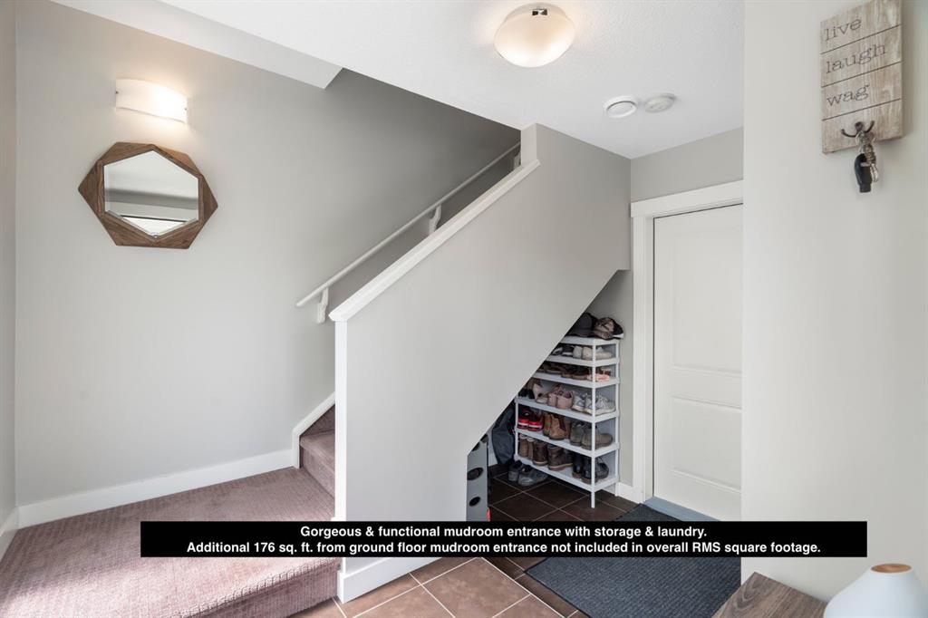 32 Horseshoe Crescent Unit: 301