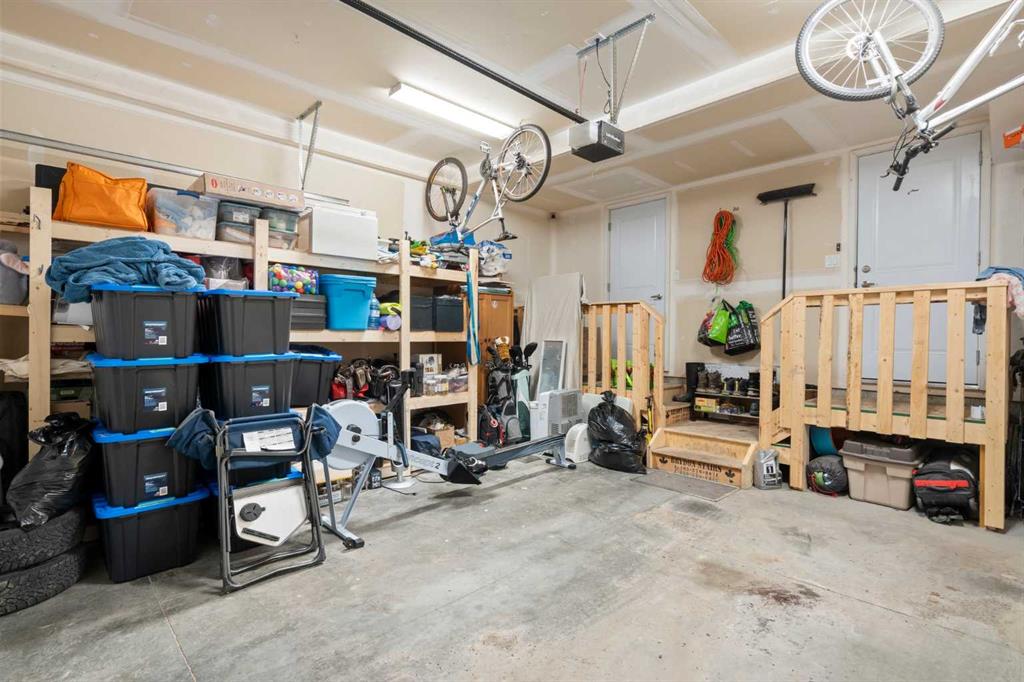 32 Horseshoe Crescent Unit: 301