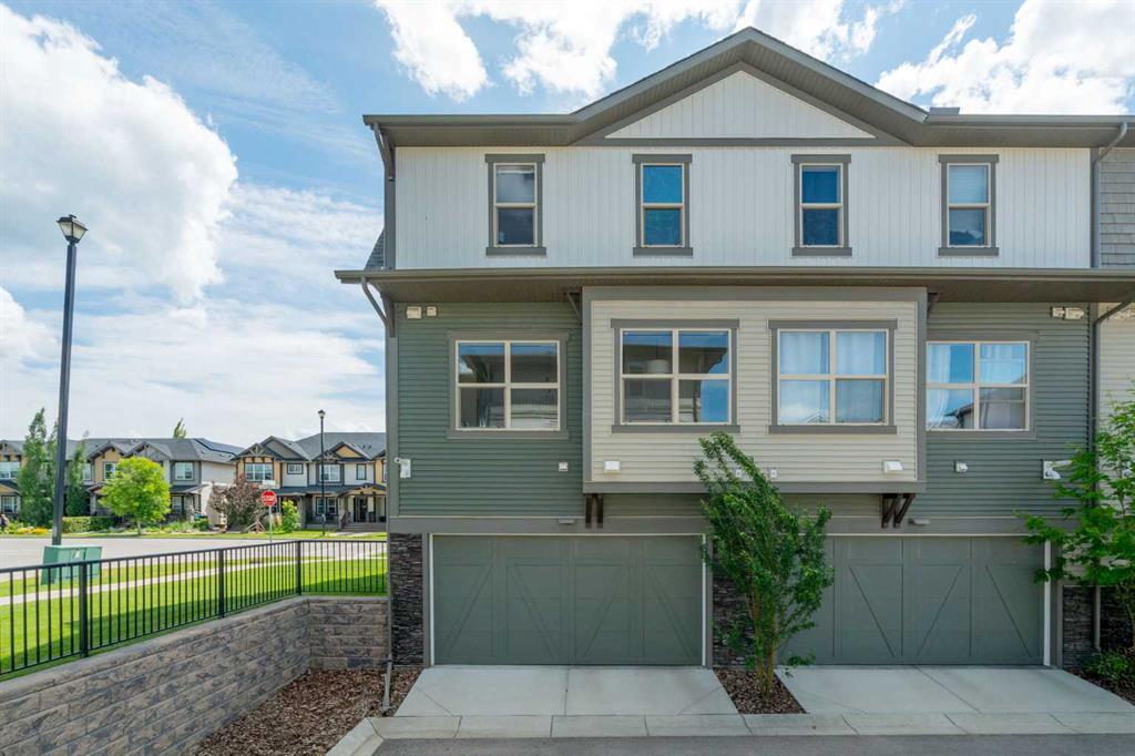 32 Horseshoe Crescent Unit: 301