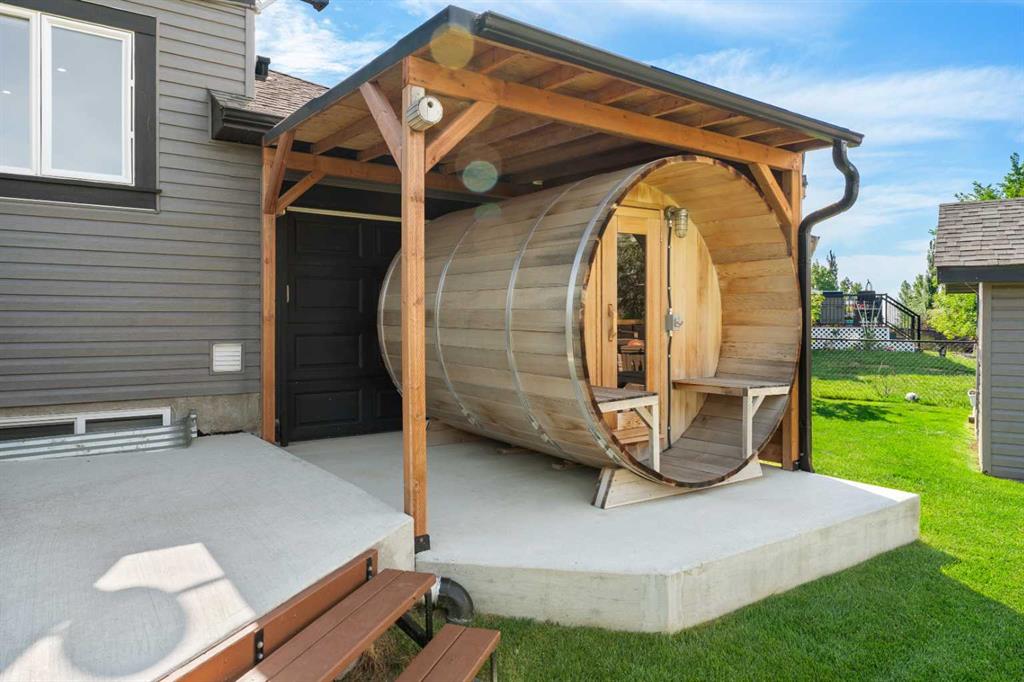 11 Boulder Creek Terrace SE