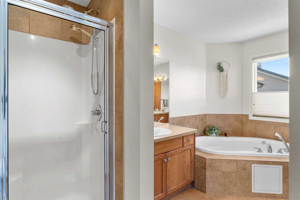 11 Boulder Creek Terrace SE
