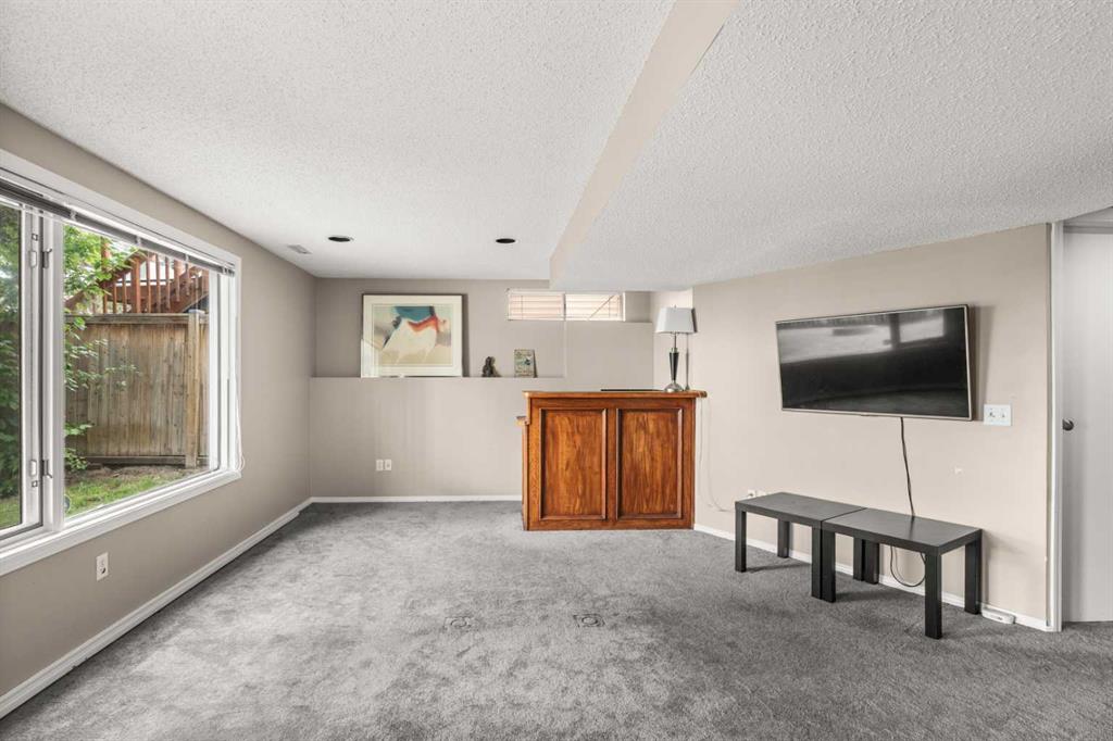 96 Christie Park Hill SW