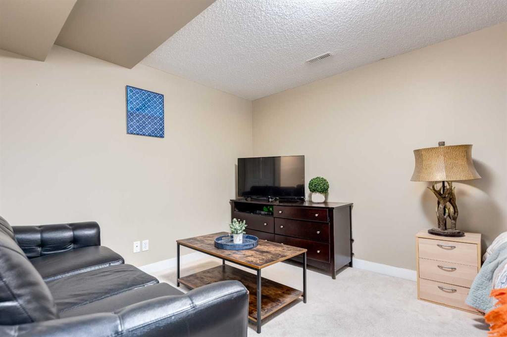 28 Heritage Drive Unit: 38