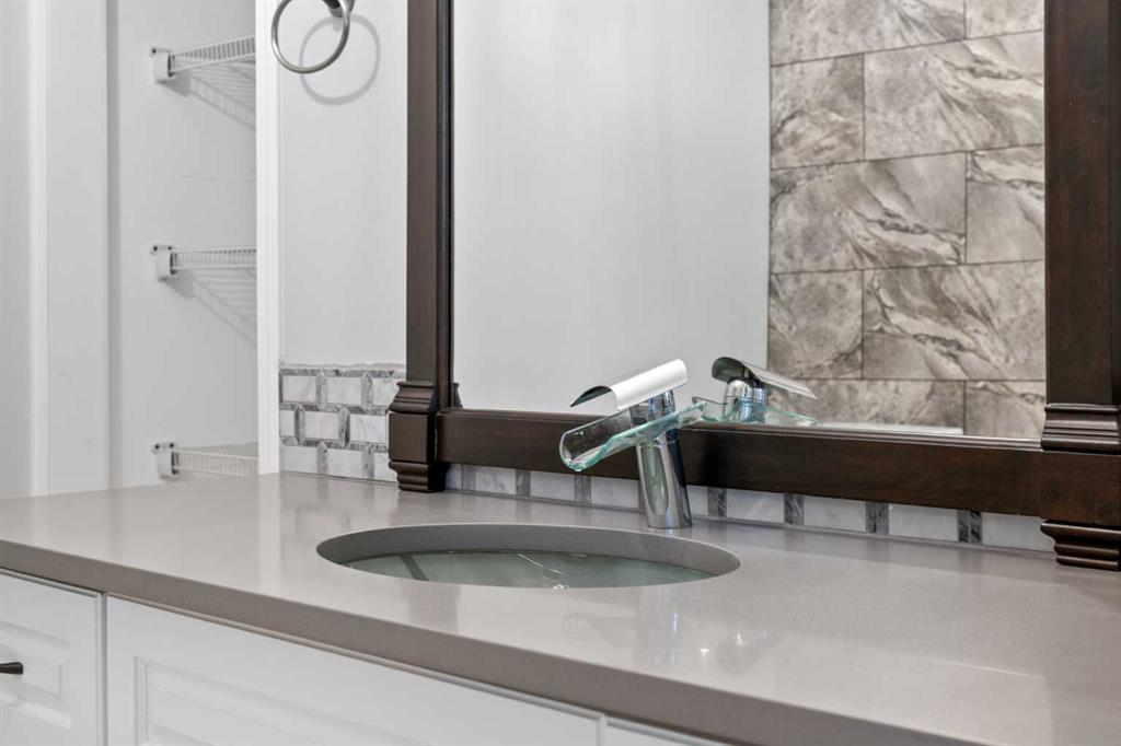 71 Arbour Wood Close NW