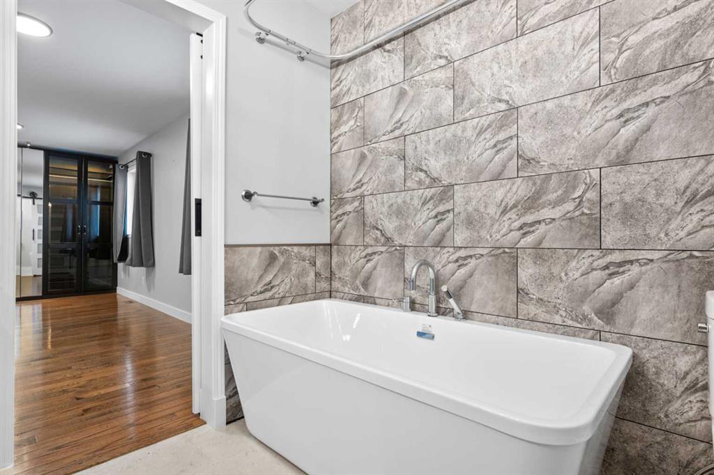 71 Arbour Wood Close NW
