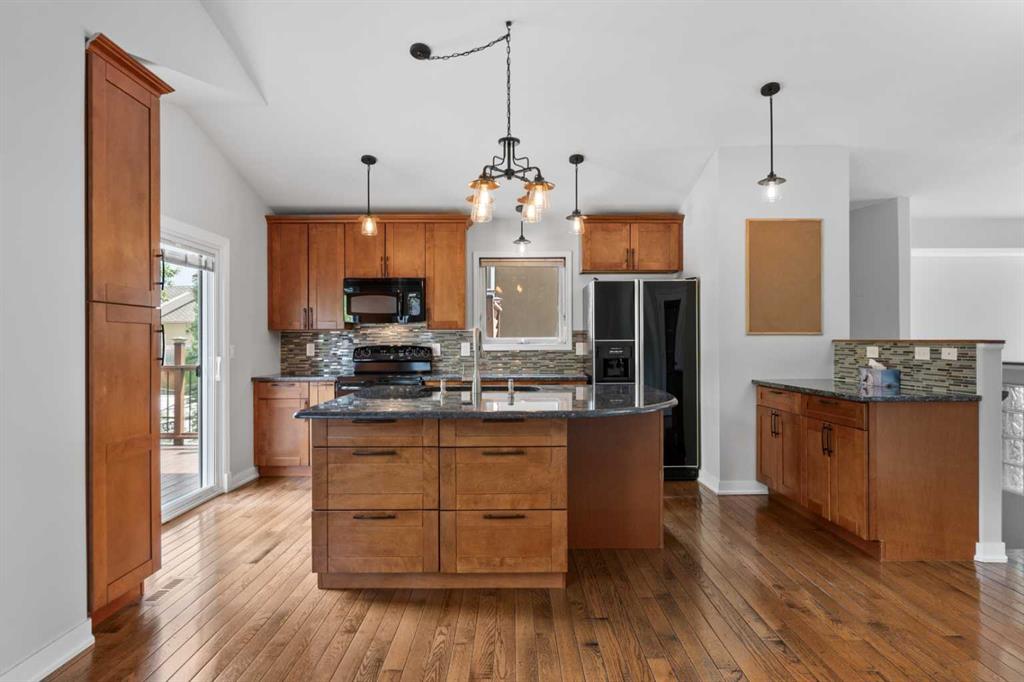 71 Arbour Wood Close NW