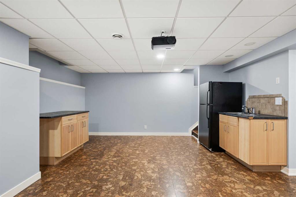 71 Arbour Wood Close NW