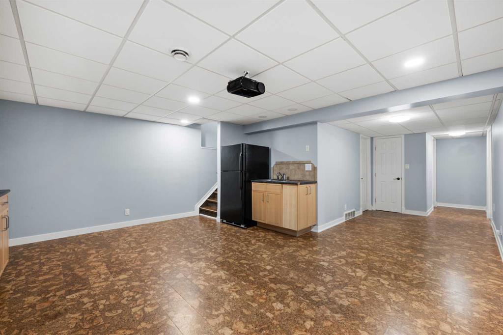 71 Arbour Wood Close NW