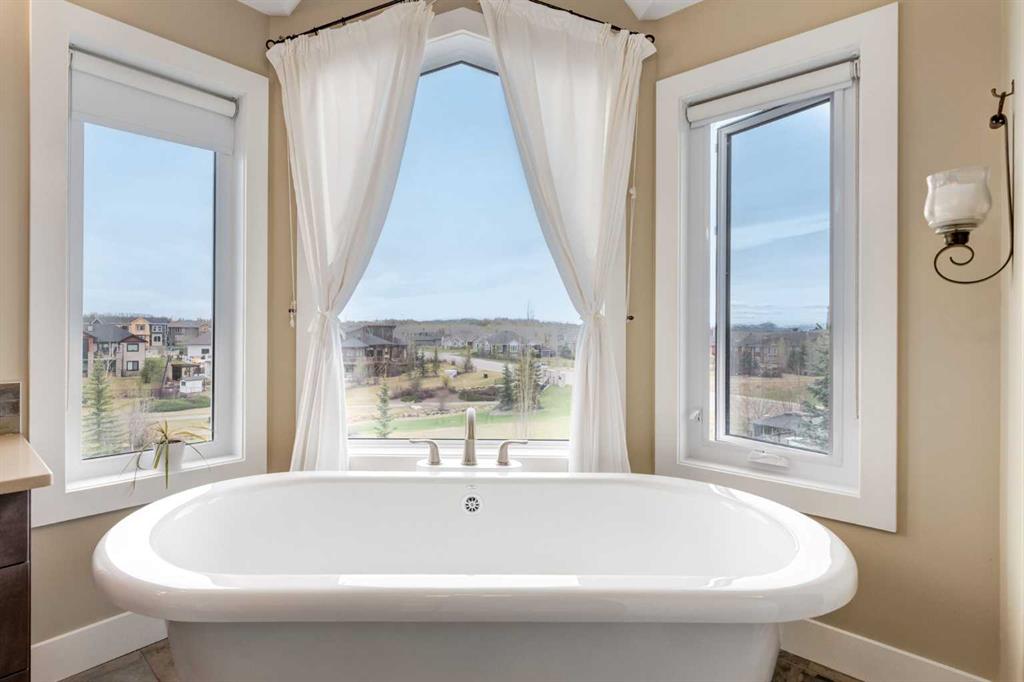 55 Monterra Cove