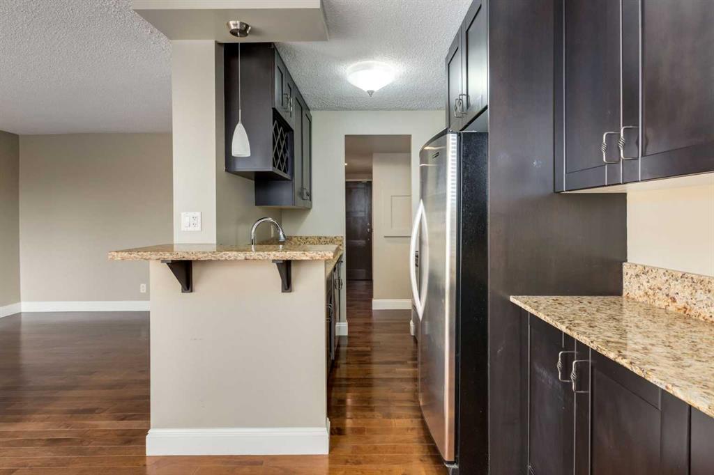 733 14 Avenue SW Unit: 706