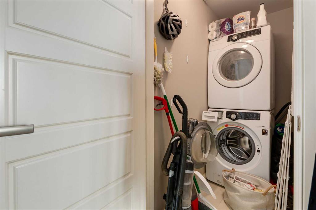 225 11 Avenue SE Unit: 2509