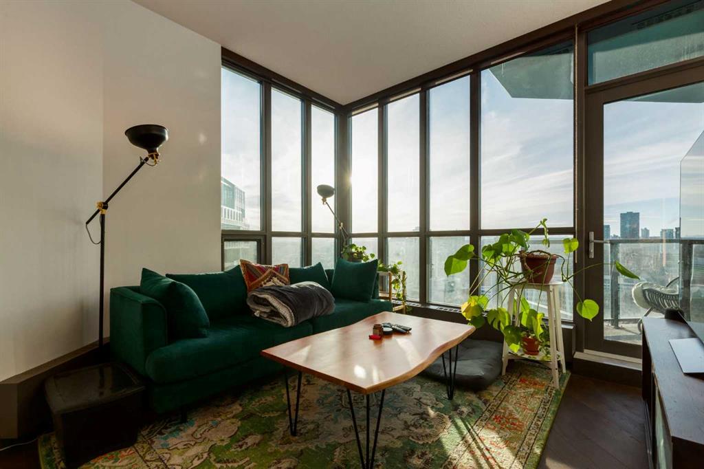 225 11 Avenue SE Unit: 2509