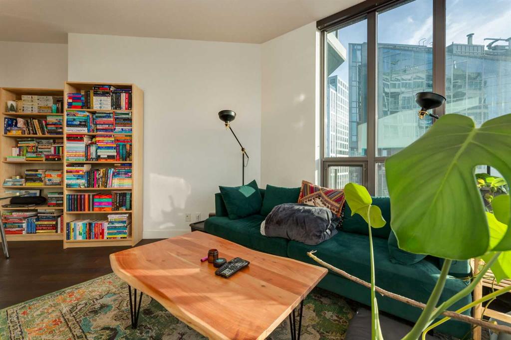 225 11 Avenue SE Unit: 2509